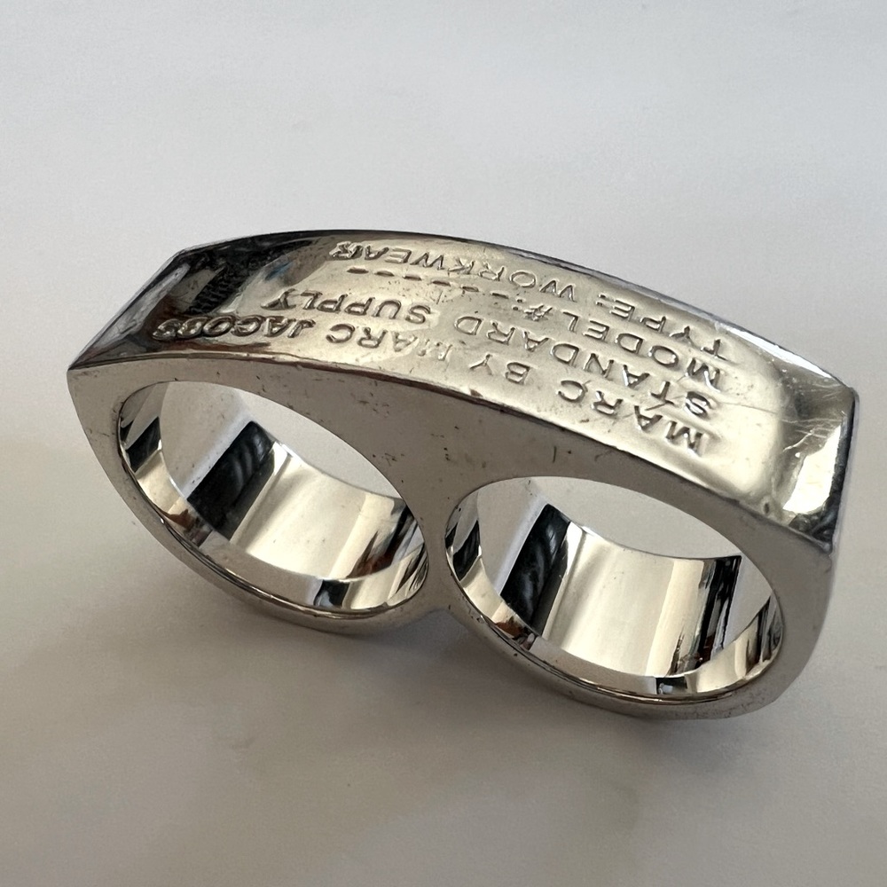 Marc Jacobs - standard supply double ring silver size medium